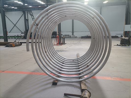 不銹鋼?48×2.5厚管材   彎圓直徑1600mm